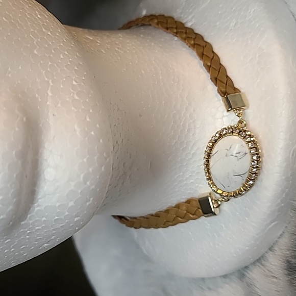 White House Black Market Leather Choker With Oval Stone Pendant & Rhinestones - Picture 2 of 10